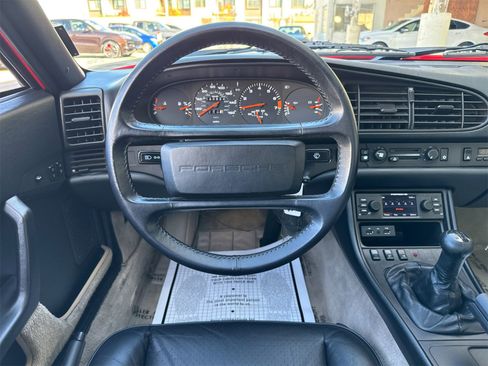 Used 1987 Porsche 944 Coupe image 15