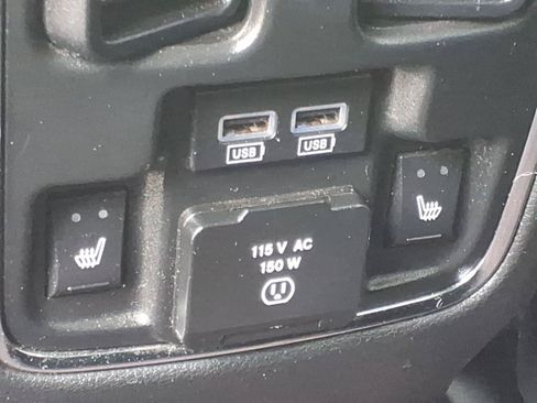 Used 2017 Jeep Grand Cherokee Limited AWD/4WD image 12