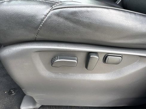 Used 2023 Nissan Armada SL w/ Midnight Edition Package image 10