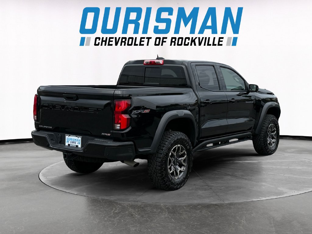 Used 2026 Chevrolet Colorado ZR2 w/ Technology Package AWD/4WD image 6