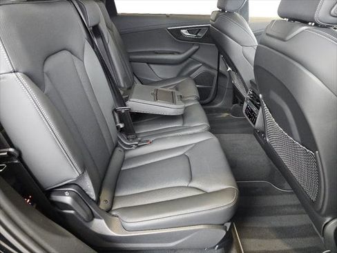 New 2025 Audi Q7 3.0T Prestige image 6