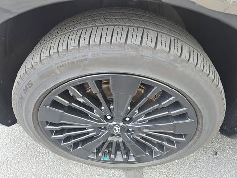 Used 2025 Hyundai Santa Fe Calligraphy image 10