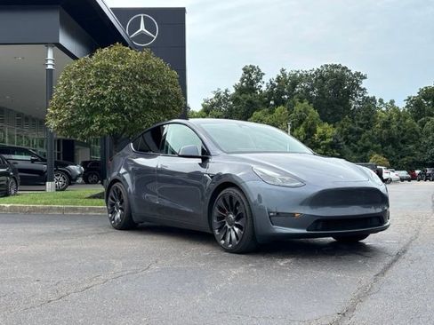 Used 2023 Tesla Model Y Performance AWD/4WD image 1