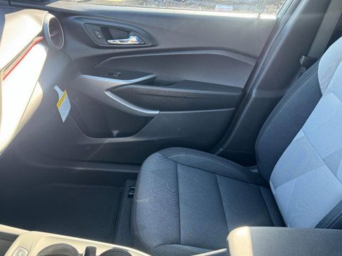 New 2026 Chevrolet Trax RS image 32