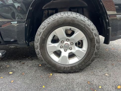 Used 2021 RAM 1500 Big Horn image 10