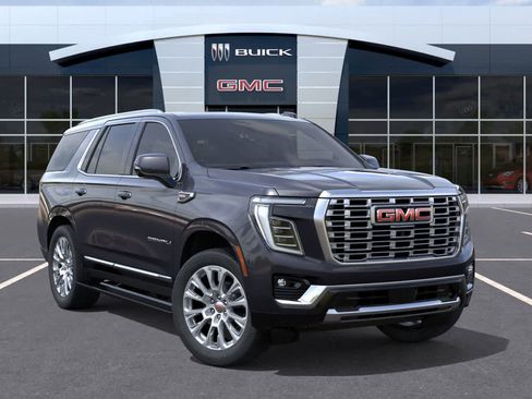 New 2026 GMC Yukon Denali w/ Sun & Power Step Package image 7