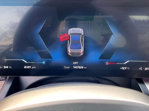 Used 2024 BMW i5 M60 w/ Executive Package image 21