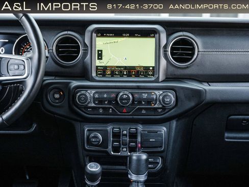 Used 2023 Jeep Wrangler Unlimited Sahara w/ LED Lighting Group AWD/4WD image 14