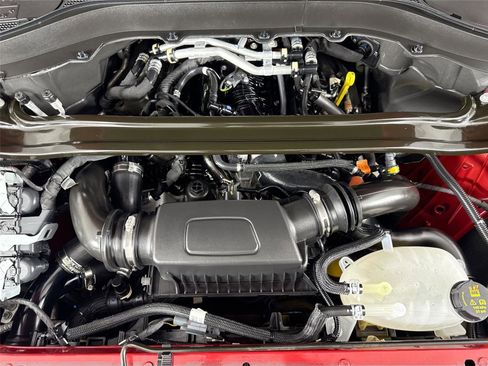 Used 2025 Ford Explorer ST image 46