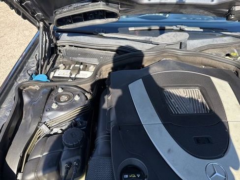 Used 2009 Mercedes-Benz SL 550 image 16