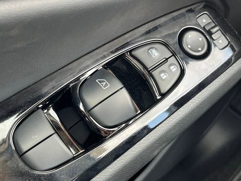 New 2025 Nissan Altima 2.5 SR w/ SR Premium Package image 19