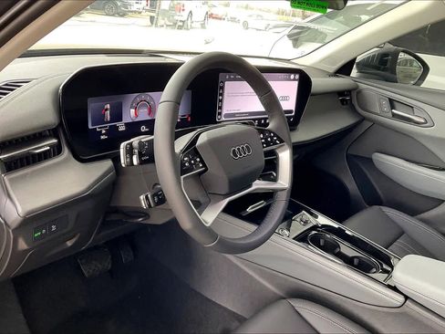 New 2026 Audi Q3 quattro 2.0T AWD/4WD image 8