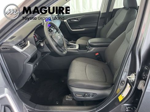 Used 2023 Toyota RAV4 XLE image 3