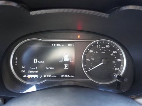 Used 2021 Nissan Versa SV image 10