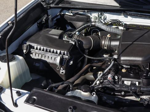 Used 2021 Toyota Tacoma SR image 11