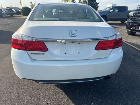 Used 2015 Honda Accord EX-L image 9