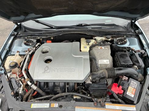 Used 2012 Ford Fusion Hybrid image 9
