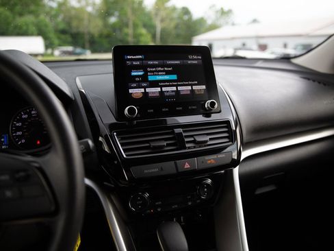 Used 2023 Mitsubishi Eclipse Cross LE AWD/4WD image 12