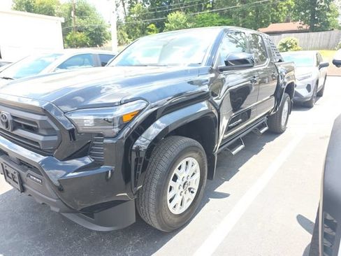 Used 2025 Toyota Tacoma SR5 RWD image 1