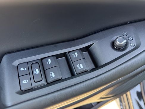 New 2026 Jeep Grand Cherokee L 4WD image 11