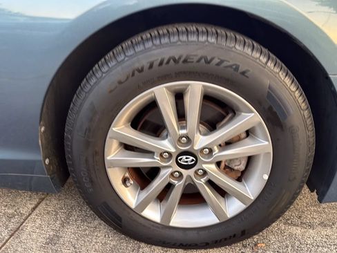 Used 2016 Hyundai Sonata SE FWD image 23