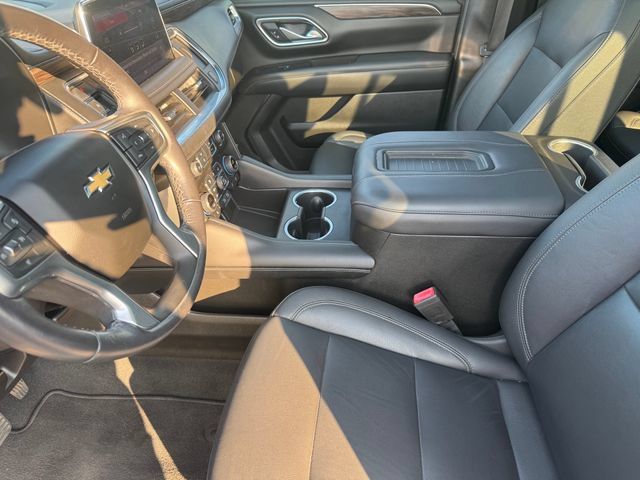 Used 2021 Chevrolet Suburban LT w/ Rear Media and Nav Package RWD image 9