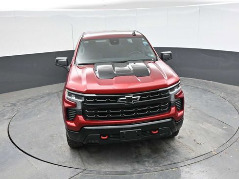 Used 2024 Chevrolet Silverado 1500 LT Trail Boss w/ LPO, Dark Essentials Package AWD/4WD image 32