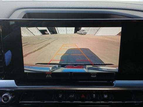 Certified 2024 GMC Sierra 2500 SLE w/ SLE Convenience Package image 15