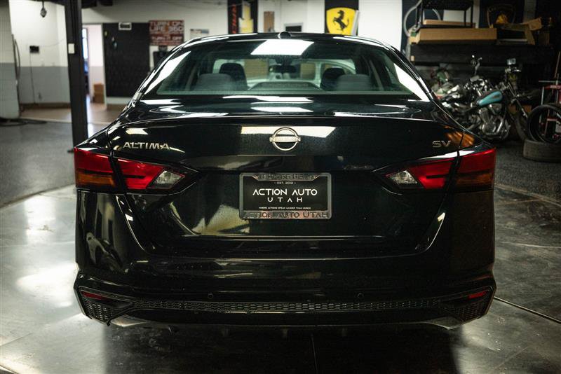 Used 2024 Nissan Altima 2.5 SV FWD image 6