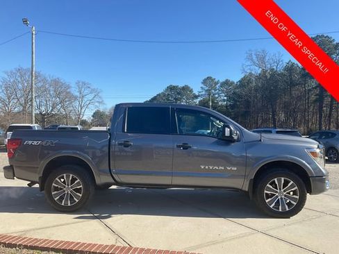 Used 2019 Nissan Titan PRO-4X w/ Pro-4x Convenience Package image 6