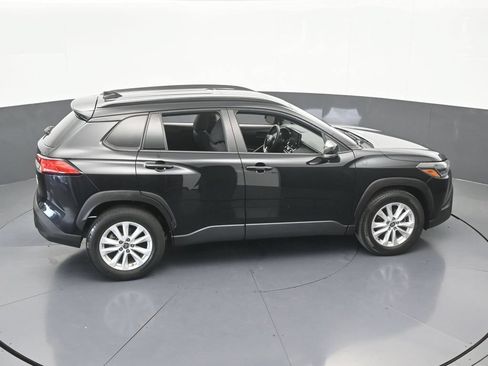 Used 2022 Toyota Corolla Cross LE w/ Moonroof Package FWD image 46
