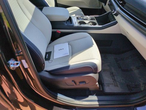 New 2026 Kia Carnival SX Prestige FWD image 48