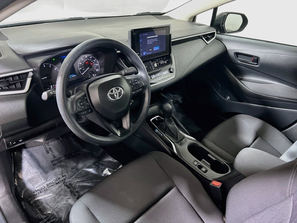Certified 2025 Toyota Corolla LE FWD image 9