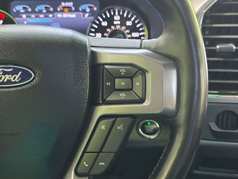 Used 2020 Ford Expedition Platinum AWD/4WD image 24