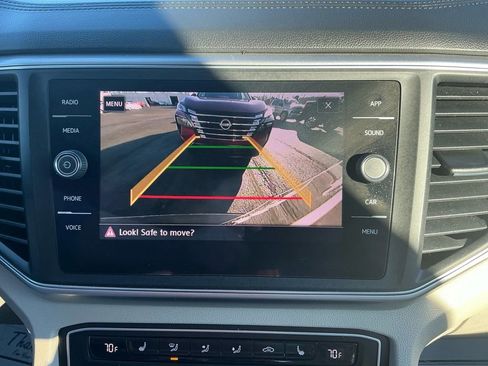 Used 2018 Volkswagen Atlas SE image 26