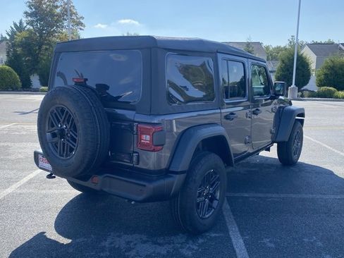 New 2025 Jeep Wrangler Sport S image 8