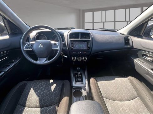 Used 2022 Mitsubishi Outlander Sport ES AWD/4WD image 15