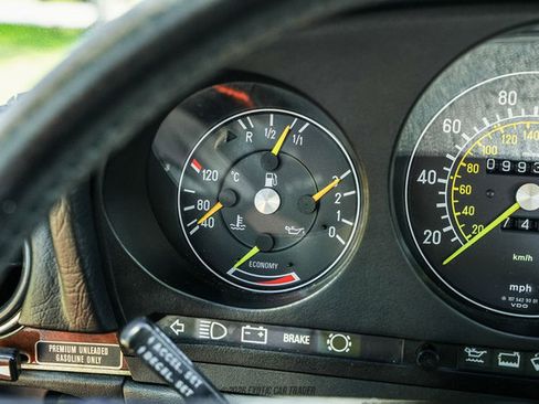 Used 1987 Mercedes-Benz 560 SL image 41