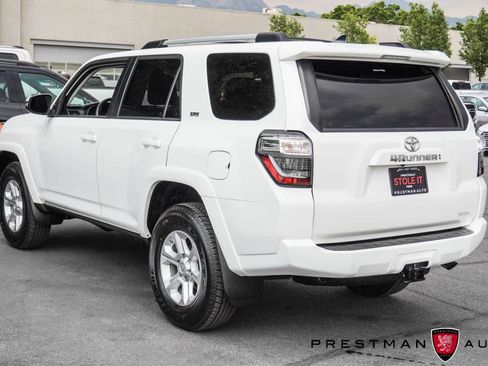 Used 2021 Toyota 4Runner SR5 Premium w/ Moonroof Package AWD/4WD image 19