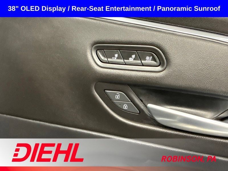 Used 2023 Cadillac Escalade ESV Premium Luxury AWD/4WD image 20