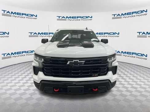 Used 2024 Chevrolet Silverado 1500 LT Trail Boss w/ Convenience Package II AWD/4WD image 8