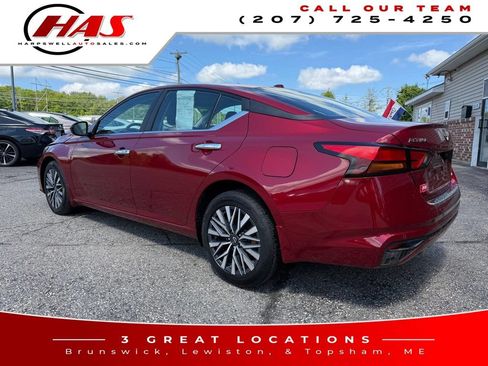 Used 2023 Nissan Altima 2.5 SV AWD/4WD image 4