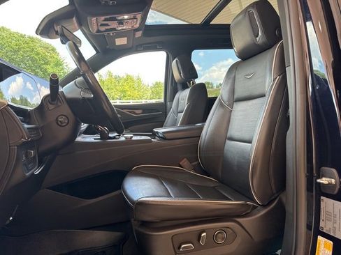 Used 2021 Cadillac Escalade Sport image 15