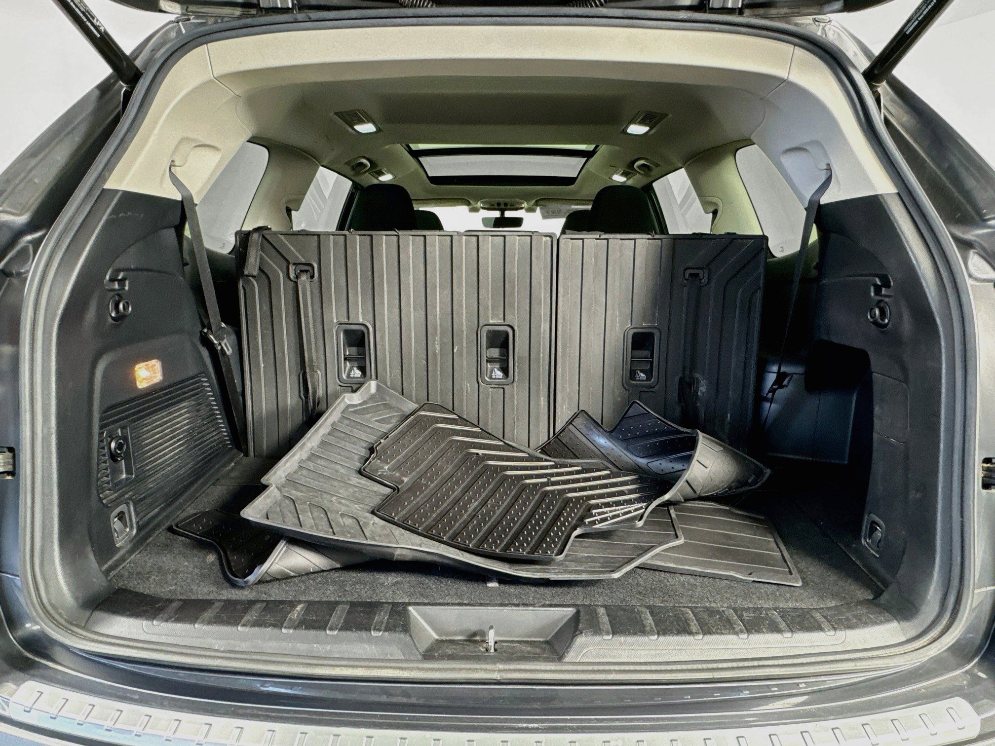Used 2019 Subaru Ascent Premium AWD/4WD image 28