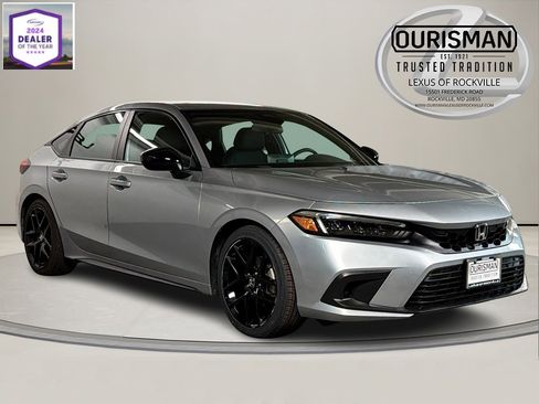 Used 2024 Honda Civic Sport image 1