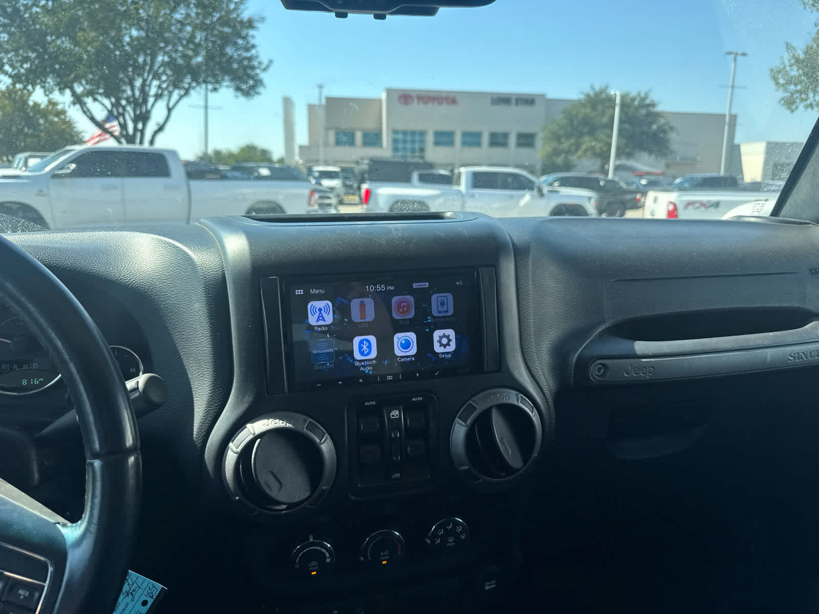 Used 2018 Jeep Wrangler Unlimited Sport S AWD/4WD image 10
