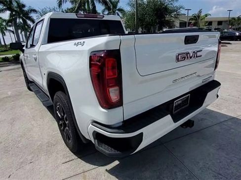 Used 2023 GMC Sierra 1500 Elevation w/ Preferred Package image 11