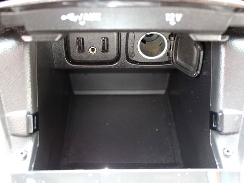 Used 2019 Buick Encore Preferred w/ Safety Package FWD image 28