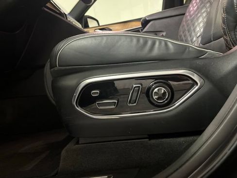 Used 2021 Jeep Grand Cherokee L Summit AWD/4WD image 16