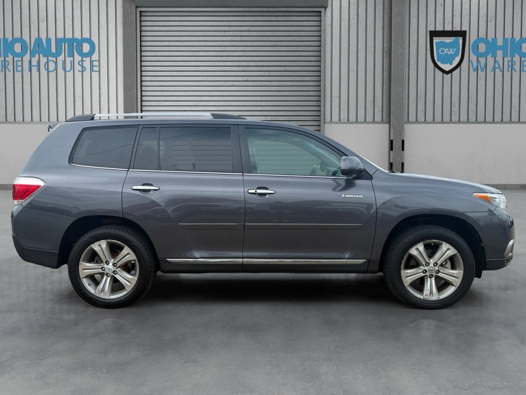 Used 2012 Toyota Highlander Limited w/ Tow Pkg AWD/4WD image 5